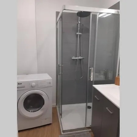 Monti Hypercentre Parking, Wifi * Montivilliers